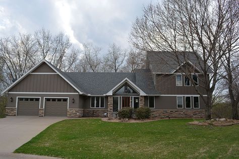 Burnsville James Hardie Timberbark Lap Siding Minnesota Hardie Siding Colors, Bark Idea, James Hardie Siding, Hardie Siding, Hardie Plank, James Hardie, Lap Siding, Siding Colors, Cultured Stone