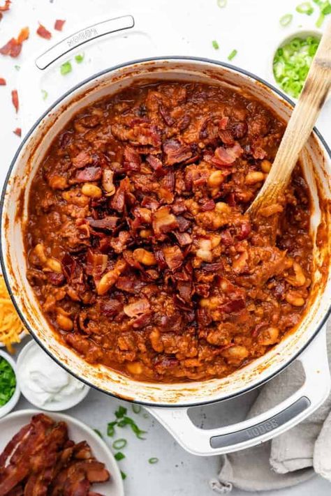 Chili With Sausage, Ground Beef Sausage Recipe, Italian Sausage Chili, Sausage Chili Recipe, Ground Italian Sausage Recipes, Sweet Italian Sausage Recipes, Veggie Noodle Soup, Simple Soups, Sausage Chili