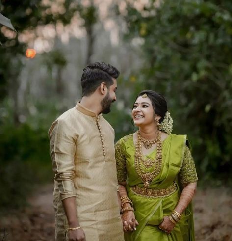 Kerala Groom Outfit Hindu, Wedding Couple Poses Indian, Couple Poses Indian Wedding, Engagement Preparation, Couple Poses Indian, Engagement Couple Dress, Couples Candid Photography, Saree Outfit, Engagement Saree