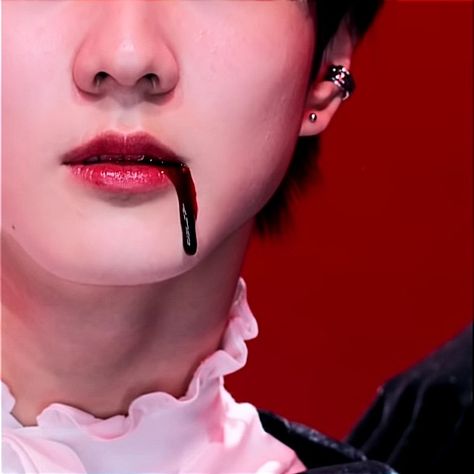 Jungwon Vampire Concept, Kpop Vampire Concept, Jungwon Red Hair Icon, Jungwon Red Aesthetic, Jungwon Red Icon, Enhypen Vampire Aesthetic, Enhypen Vampire Concept, Jungwon Vampire, Vampire Enhypen