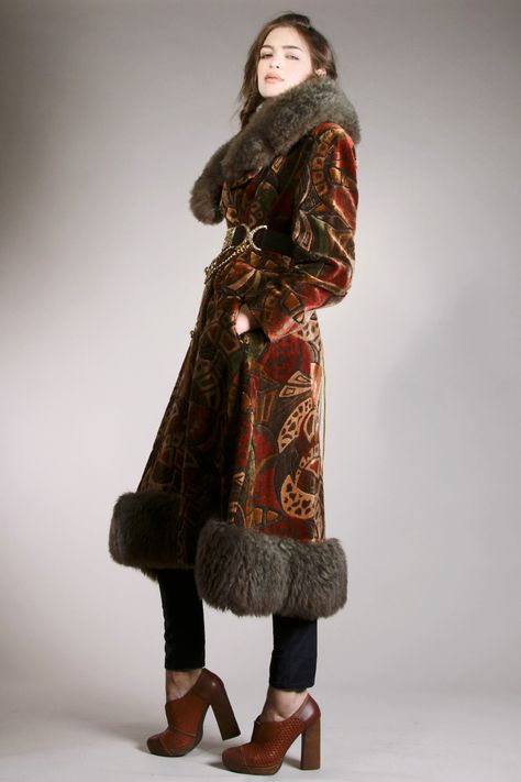 TAPESTRY PRINCESS COAT Vtg 70s Faux Fur Shearling Velvet Op Art Carpet Big Fur Coat, Faux Fur Collar Coat, Long Fur Coat, Coat Pattern Sewing, Princess Coat, Fur Trim Coat, Fluffy Coat, Fur Coat Vintage, Velvet Coat