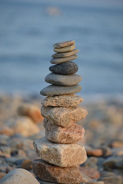 Rock tower | Flickr - Serena Gerfy Outdoor Sculpture, Rock Hounding, Light Installation, Land Art, Rock Garden, Rock Crafts, Stone Rocks, Environmental Art, Public Art