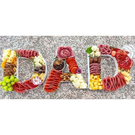 𝒞𝒽𝒶𝓇𝒸𝓊𝓉𝑒𝓇𝒾𝑒 ʙᴀʙᴇ on Instagram: "Father’s Day orders are now open!!!! Get your order in & get dad the gift he really wants 😜" Father's Day Charcuterie Board, Dad Charcuterie Board, Fathers Day Charcuterie Board, Father's Day Charcuterie, Father’s Day Cooking Platter, Charcuterie Board Ideas For Mother’s Day, Grill Platter Fathers Day, Father’s Day Snack Gift Ideas, Charcuterie Board Diy