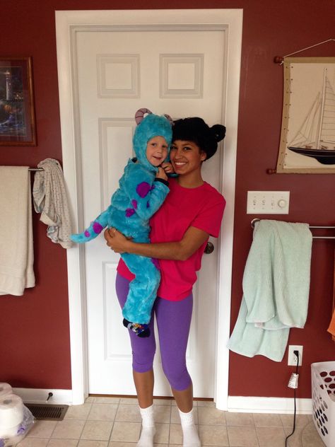 Boo and Sully from monsters inc :) nephew and Aunt costume Mom Baby Halloween Costumes, Boo And Sully, Sully And Boo Costume, Mother Son Halloween Costumes, Mommy Baby Halloween Costumes, Sully From Monsters Inc, Matching Family Halloween Costumes, Sully Costume, Family Themed Halloween Costumes