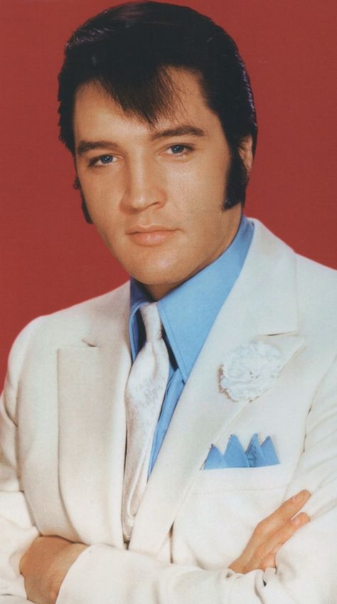 Elvis Presley Posters, Elvis Photos, If I Can Dream, Elvis Presley Movies, King Elvis Presley, Elvis Presley Pictures, Elvis Movies, Elvis Presley Photos, Forever Young