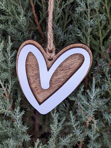 Love Basket, Grapevine Tx, Heart Christmas Ornaments, Cotton Boll, Heart Christmas, Heart Outline, Human Hands, Human Hand, Heart Ornament