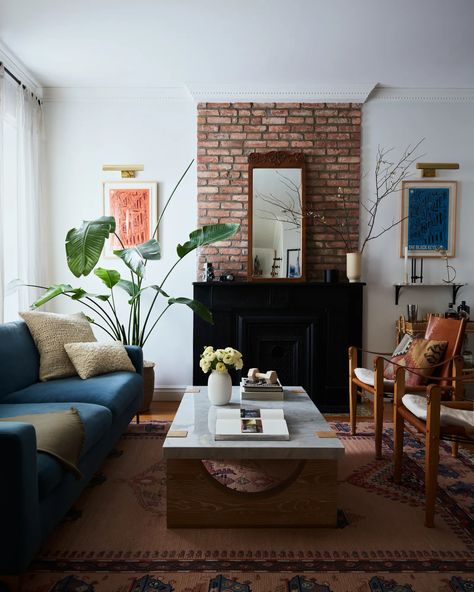 Brick Kitchen Wall, Exposed Brick Fireplaces, Nyc Apartment Decorating, Brick Fireplaces, Steel Lounge Chair, Living Room New York, Brooklyn Apartment, Southern Design, Paris Home