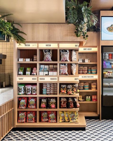 Cafe Display, Retail Design Display, Grocery Store Design, Coffee Shop Interior Design, Food Retail, Light Boxes, Pharmacy Design, Coffee Shops Interior, Retail Shelving