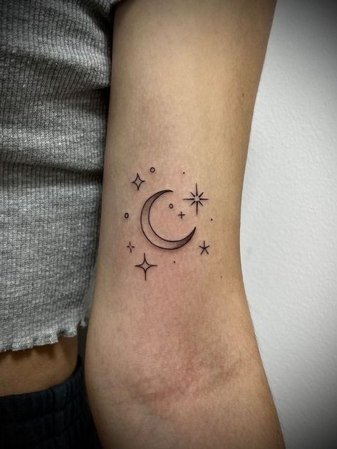 Small Matching Moon Tattoos, Gratitude Tattoos, Simplistic Tattoo, Tattoos Sunflower, Simbolos Tattoo, Maching Tattoos, Sparkle Tattoo, Minimal Tattoo Designs, Backpiece Tattoo