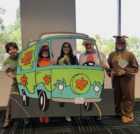 Scooby Doo Mystery Machine Scooby Doo Mystery Machine, Mystery Machine Van, Homecoming Floats, Scooby Doo Halloween, Scooby Doo Mystery Incorporated, Mystery Machine, Photo Booth Prop, Bday Party Theme, Scooby Doo Mystery