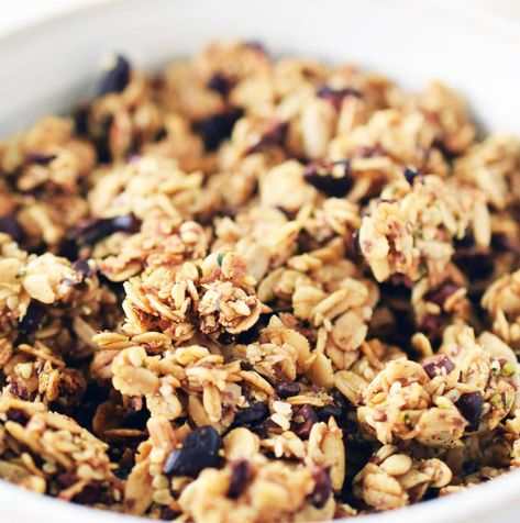 Superfood Granola, Healthy Chicken Marinade, Chia Pudding Recipes Healthy, Easy Homemade Granola, Granola Ingredients, Homemade Granola Healthy, Sweet Potato Tacos, Granola Recipe Homemade, Baked Granola