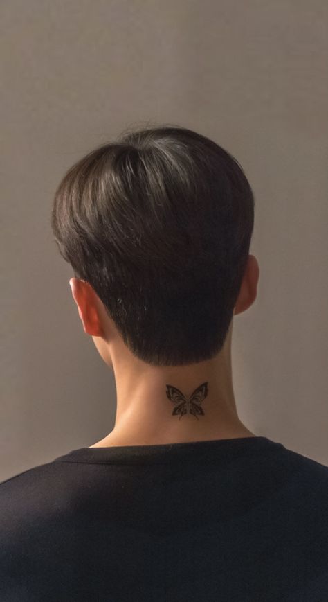 #nevertheless #aesthetic #lockscreen #wallpaper #kdrama Park Jaeon Butterfly Tattoo, Tattoo Lockscreen, Park Jae Eon, Song Kang Wallpaper, Butterfly Tattoo Meaning, About Butterfly, Walpapers Cute, Song Kang Ho, Demon Tattoo