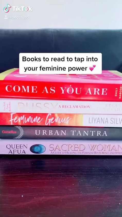 Books For Confident Women, Feminity Books, Books On Femininity, Books About Femininity, Femininity Books, Books To Read Psychology, Feminine Books, Self Help Books For Women, Empowering Books