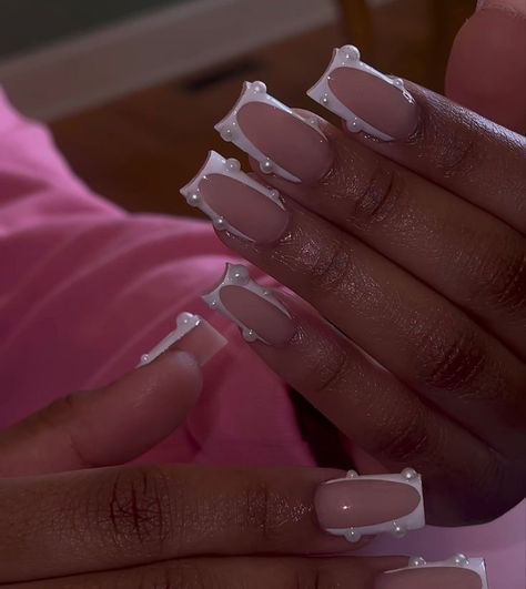 Medium Acrylic Nails Square, Anniversary Outfits, French Tip Acrylic Nails, Classy Acrylic Nails, Short Square Acrylic Nails, Exotic Nails, Acrylic Nails Coffin Pink, Pearl Nails, Unique Acrylic Nails