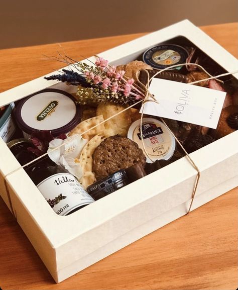 Grazing Food, Breakfast Basket, Graze Box, Charcuterie Gifts, Breakfast Gift, Lunch Catering, Picnic Box, Food Hampers, Charcuterie Inspiration