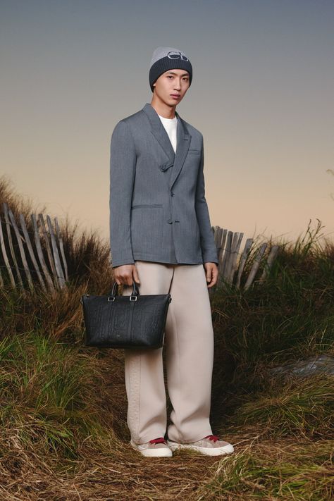 Dior Men Resort 2025 Menswear Collection | Vogue Grey Quarter Zip, Dior Men, Men Dior, Quarter Zip Sweater, Grey Sweatpants, Minimalist Wardrobe, Wool Trousers, Men's Wardrobe, Mens Spring