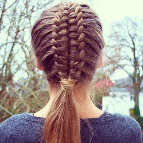 Suspended infinity braid tutorial Infinity Braid Tutorial, Infinity Braid, Braid Inspiration, Haute Hair, Hair Icon, Cool Braids, Braid Tutorial, Tutorial Video