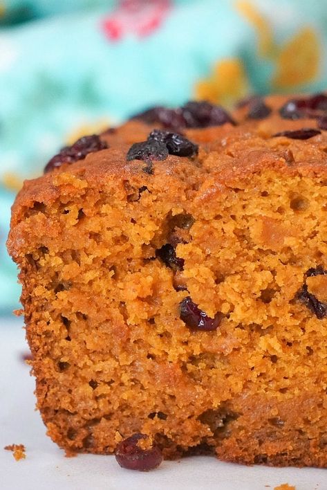 Moist Pumpkin Bread Super Moist Pumpkin Bread, Moist Pumpkin Bread Recipe, Air Fryer Vegetables, Pumpkin Truffles, Savory Bread Recipe, Pineapple Bread, Chocolate And Vanilla Cake, Moist Pumpkin Bread, Best Air Fryer