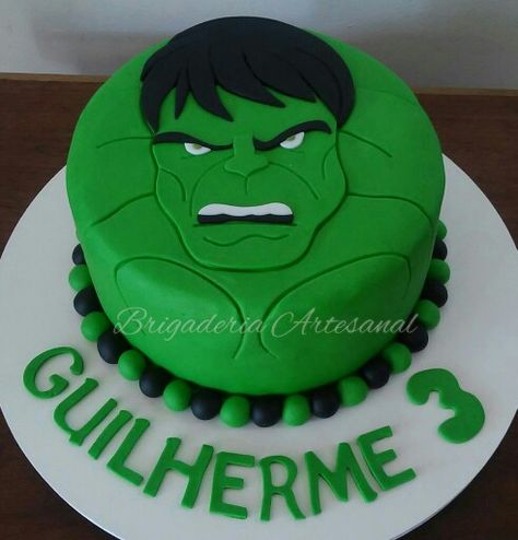 Hulk Face Cake, Bolo Do Hulk, Incredible Hulk Cake, Hulk Birthday Cakes, Cake Meme, Hulk Birthday Parties, Hulk Party, Hulk Birthday, Avenger Birthday Party