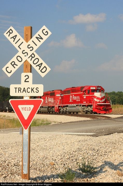 RailPictures.Net Photo: INRD 4001 Indiana Rail Road EMD SD40-2 at Bucktown, Indiana by Brian Wiggins Appreciation Station, Traffic Signals, America Sign, Railroad Pictures, Choo Choo Train, Pennsylvania Railroad, Traffic Signal, Rail Road, Train Times