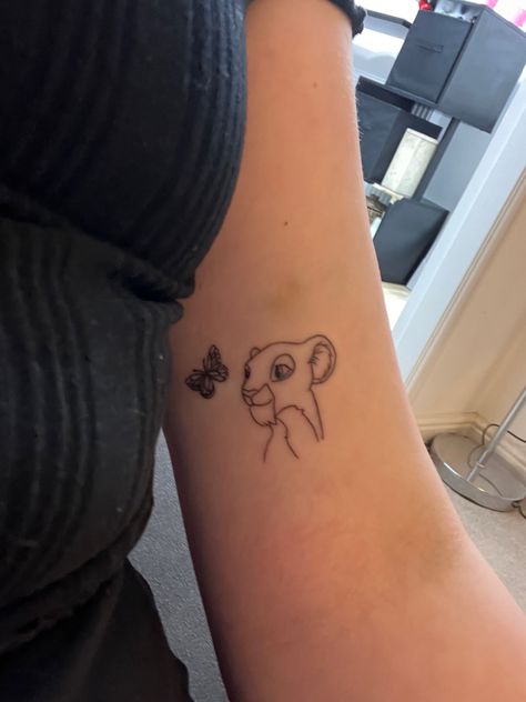 Nala Tattoo Lion King, Nala Tattoo, Nala Lion King, Lion King Tattoo, Around Arm Tattoo, Disney Tattoo, Line Art Tattoos, Disney Tattoos, Trendy Tattoos