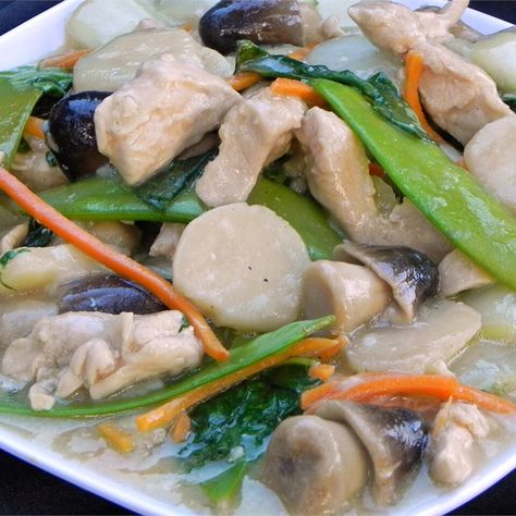 Moo Goo Gai Pan Recipe, Moo Goo Gai Pan, Meat And Veggies, Asian Lettuce Wraps, Chinese Dinner, 5 Spice, Chop Suey, Pan Recipes, Chinese Dishes