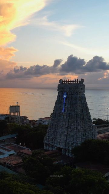 Murugan Aesthetic, Thiruchendur Murugan Temple, Thiruchendur Murugan, Murugan Temple, Shiva Angry, Faces Drawing, God Pics, December Wallpaper, Murugan Wallpapers