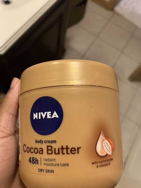 Nivea Moisturizer, Nivea Cocoa Butter, Nivea Products, Hair Moisturizer, Remove Unwanted Hair, Basic Skin Care Routine, Shower Skin Care, Cracked Heels, Body Moisturizers