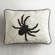 Angela Benedict, Spider Pillow, Embroidered Spider, Horror Home Decor, Boo Pillow, Halloween Sewing, Fall Arts And Crafts, Horror House, Halloween Pillows