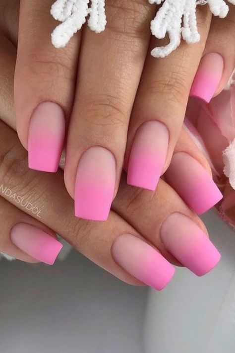 Pink Ombre Matte Nails, Matte Ombre Nails Short, Matt Ombre Nails, Summer Ombre Nails Short, Dip Ombre Nails Short, Sns Ombre Nails, Ambre Nails Ombre, Pink And Blue Ombre Nails, Pink Glitter Ombre Nails