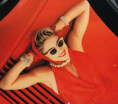 Madonna Ciccone (Posts tagged 1985) Madonna Material Girl, 80s Trends, Mary Lambert, Madonna 80s, Madonna Photos, La Girl, Ways To Wear A Scarf, Iconic Women, Female Singers