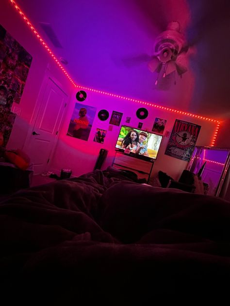 Room decor, nirvana Nirvana Room, Chill Bedroom Ideas, Chill Bedroom, Butterfly Room Decor, Vibe Rooms, Hippie House, Pinterest Room, Chill Music, Led Bedroom