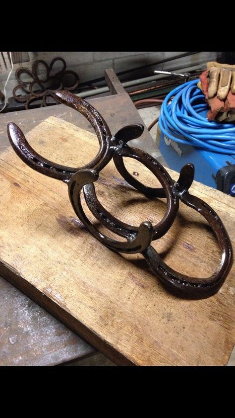 Horseshoe boot jack. boot puller cowboy boots Western decor | Etsy Barbwire Crafts, Weld Projects, Welding Idea, Boot Puller, Horseshoe Crafts Projects, Boot Jack, Welding Gear, Welding Crafts, Welding Ideas