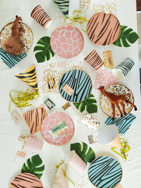 Clementine Party, Animal Party Theme, Baby Birthday Decorations, Birthday Decorations Kids, Fun Party Themes, Party Animals, Safari Party, Safari Baby Shower, Event Themes