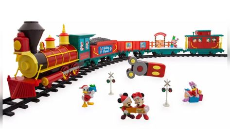 New Mickey Mouse And Friends Disney Parks Holiday Train Set Available For Pre-Order Now! Disney Vacation Planner, Minnie Mouse Pictures, Holiday Train, Disney Souvenirs, New Mickey Mouse, Mickey And Minnie Mouse, Disney Food Blog, Disney Shop, Disney Holiday