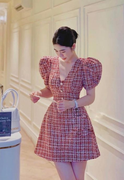 Korean Dress Design, Tweed Top Outfit, Chanel Tweed Dress, Tweed Fashion, Stylish Work Attire, Elegant Dresses Classy, Korean Fashion Dress, Classy Dress Outfits, Stylish Work Outfits