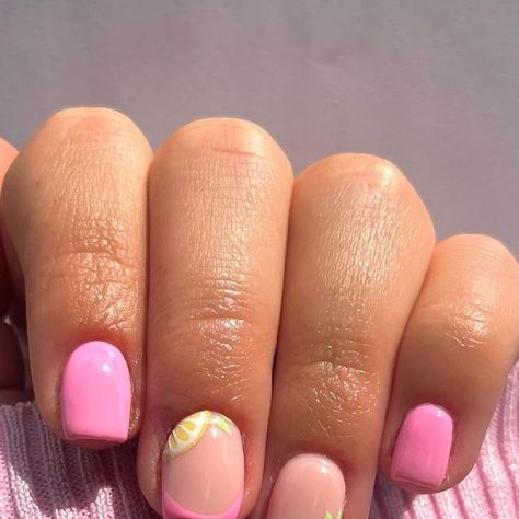 Lemon And Pink Nails, Pink Nails Biab, Pink Lemon Nails, Pink Biab Nail Designs, Pink Biab Nails, Summer Biab Nails, Summer Holiday Nails, Biab Nails, Lemon Nails