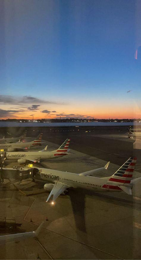 Chicago Airport Aesthetic, Chicago Airport Snapchat, Phoenix Sky Harbor Airport, Ohare Airport Chicago, Airport Snap, American Airport, Airport Feeling, Usa Airport, Ohare Airport