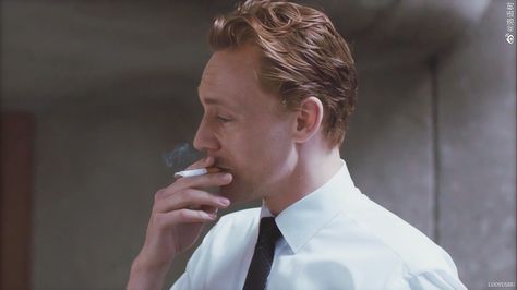 Tom Hiddleston High Rise, Thomas William Hiddleston, Girl Dinner, Charming Man, Family Feud, Loki Marvel, Loki Laufeyson, Tom Hiddleston Loki, Dream Guy