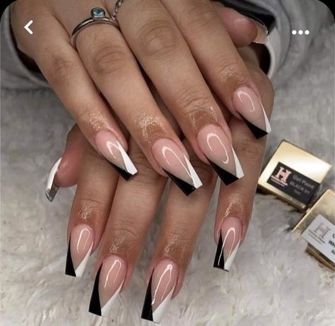 White Tip Acrylic Nails Coffin, White And Black French Tip Nails, Nails Short Acrylic, Acrylic Nails Designs, White Tip Nails, Best Nails, Work Nails, Short Acrylic, Acrylic Nails Coffin Pink