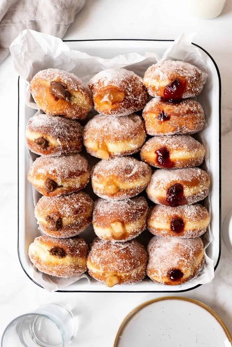 Packzi Recipe, Paczki Recipe Easy, Jelly Donuts Recipe, Jelly Custard, Polish Donut, Jelly Donuts, Doughnut Recipe Easy, Polish Desserts, Local Bakery