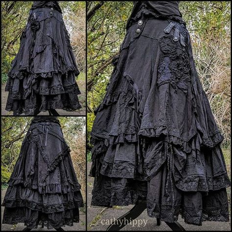 Witch Costume Gothic, Victorian Gothic Fashion Casual, Gothic Witch Outfits, Witch Skirts, Victorian Witch Aesthetic, Victorian Skirts, Victorian Gothic Fashion, Steampunk Bustle Skirt, Unique Skirts Design