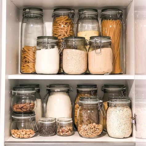 Radyan Mason Jars regular mouth with Lid. Kitchen Organisation, The Last, Decor Idea, Jar Containers, Glass Jars, Nook, Kitchen Ideas, Pantry, Clear Glass