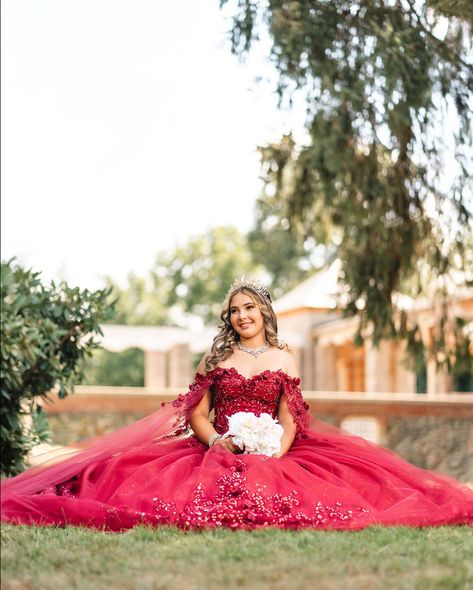 Celebrating fifteen years of dreams, grace, and endless possibilities. 🌸 #QuinceañeraMagic #Sweet15” Magical experience by @amazinggownsandmore Photo @henry.juliao Assistant @bellernytc Red Quinceanera Photoshoot, Red Long Sleeve Quince Dress, Quince Dress Bell Sleeves Red, Quince Outdoor Pictures, Quince Garden Pictures, Quince Photoshoot Ideas, Red Quince, Sweet 15, Quinceanera