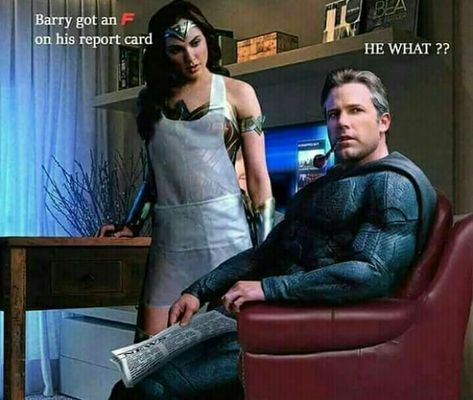 Bruce and Diana ordinary life Bruce Diana, Bruce And Diana, Batman Love, League Memes, Batman Wonder Woman, Dc Comic Books, Superman Wonder Woman, Dc Comics Superheroes, Dc Memes