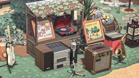 Nina 🇵🇭 on Twitter: "The mini record shop is now open! 💽🎶… " Animal Crossing Music, Kakariko Village, Music Corner, Animal Crossing Guide, Animal Crossing Wild World, Island Theme, New Animal Crossing, Record Shop, Animal Crossing Game