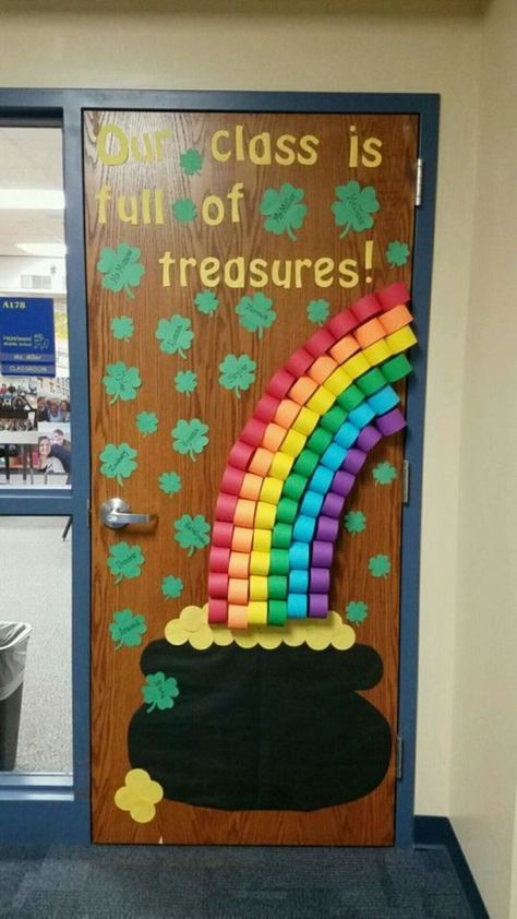 30  St. Patrick's day Classroom Door decoration ideas to keep the good luck flowing in Classroom Door Decoration Ideas, Preschool Door, Door Decoration Ideas, March Crafts, St Patricks Crafts, School Door Decorations, St Patricks Day Crafts For Kids, Spring Classroom, Teacher Doors