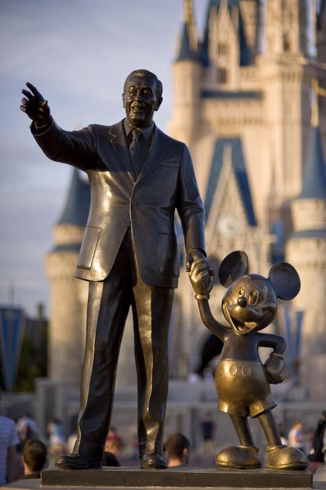 Walt And Mickey, Disney Parque, Famous Castles, Batumi, Quotes Disney, Disney Lover, A Castle, Disney Dream, Disney Fun