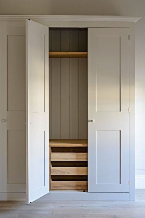 Bedroom Built Ins, Bedroom Built In Wardrobe, Bedroom Cupboards, Floor Renovation, Fitted Bedrooms, Built In Cupboards, Build A Closet, Coat Closet, Fitted Wardrobes