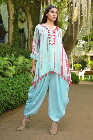 Shop for Disha Kahai Blue Tie-dye Pattern Kurta And Cowl Pant Set for Women Online at Aza Fashions V Neck Pattern, Indian Fashion Trends, Kaftan Designs, Silk Pant, Blue Kurta, Tie Dye Fashion, Silk Kurta, Pant Set For Women, Designer Dresses Casual